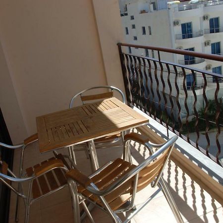 Nikos Hotel&Apartments Sarandë Exterior foto